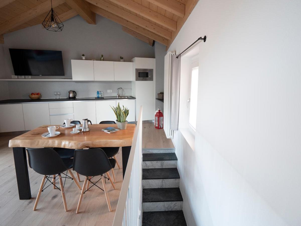 Bellano Holidays - Casa Artemio Екстер'єр фото