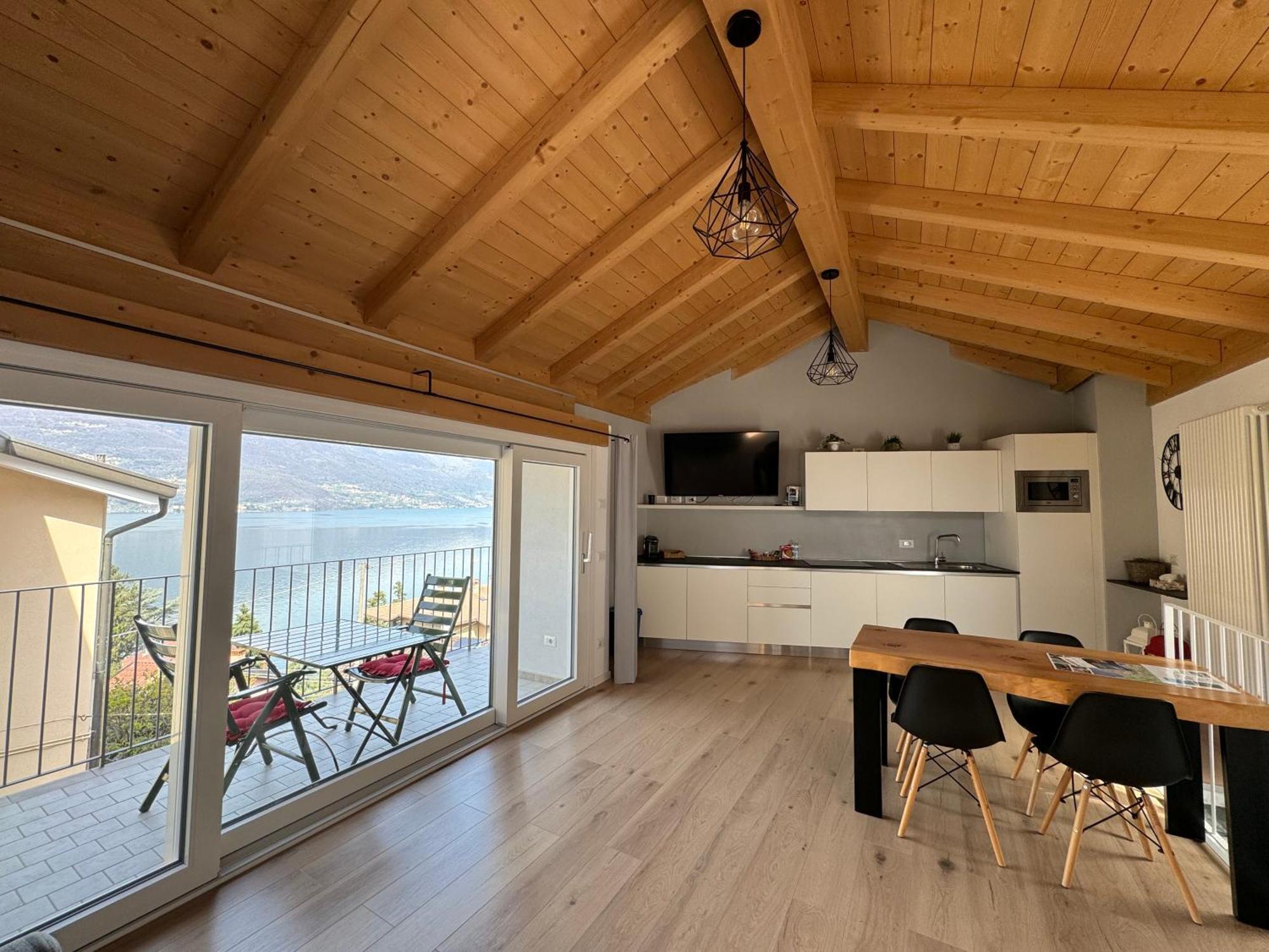 Bellano Holidays - Casa Artemio Екстер'єр фото